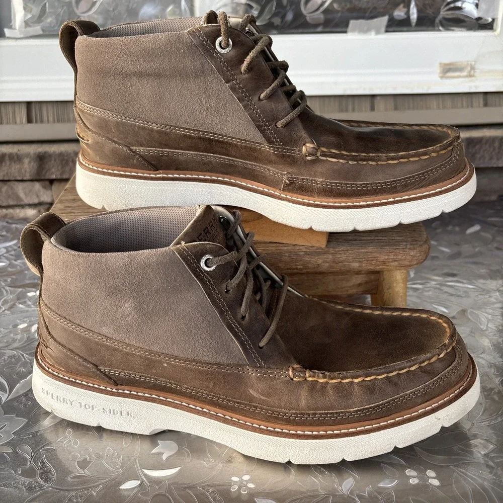 Sperry Men's 10 Authentic Brown/ Taupe Chukka Boots Push Wave Leather Inserts